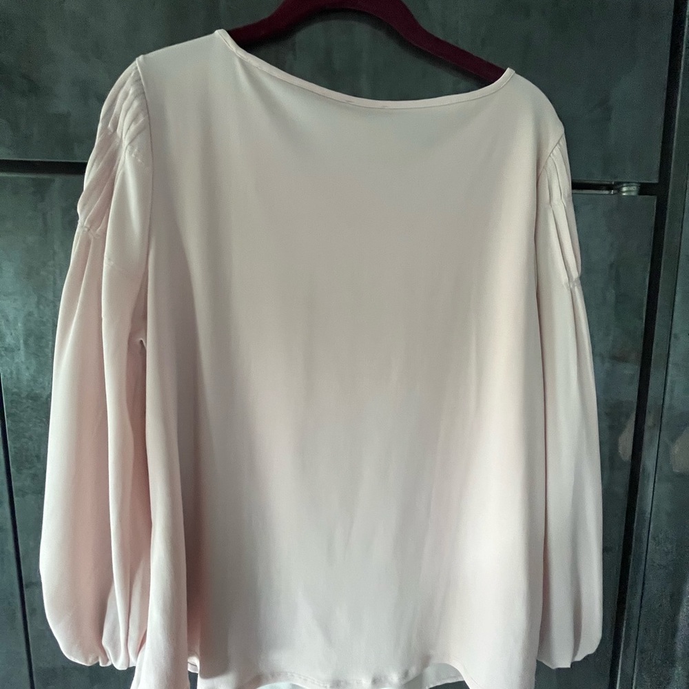 Blouse - Picture 2 of 2